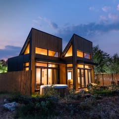 Suncatcher | Sun-Filled Villa + Private Hot Tub