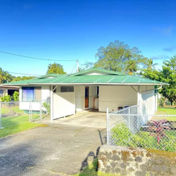 Laidback Island Living Close to Beach & Shopping - Image 1