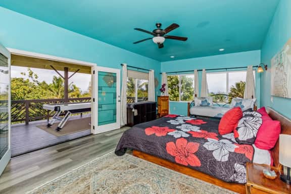 Heavenly Hawaii Retreat Home near Hilo & Waterfalls - Image 3
