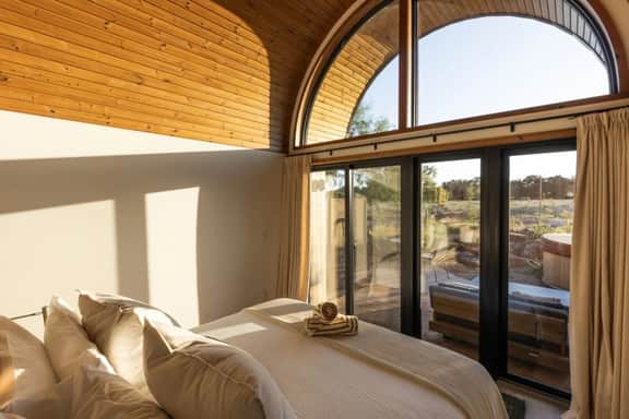 Prairie | Wide-Sky Studio Villa + Private Hot Tub - Image 3