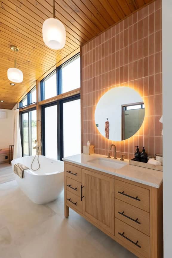 Cascade | Serene 1BD Villa with Private Hot Tub - Image 2